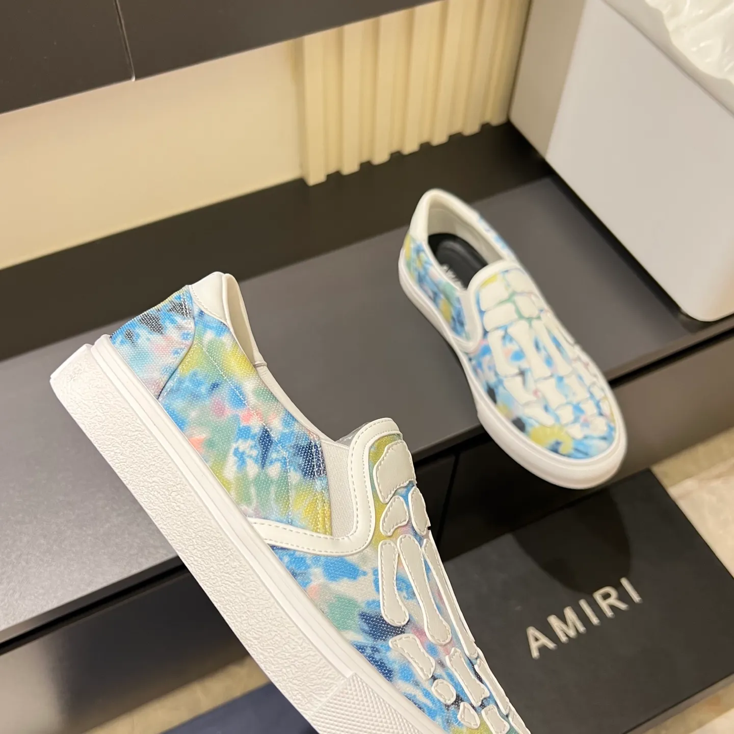 Men's shoes 💰p420, amiri The top purchasing agent for bone shoes 🔍🔍 is on sale at the men's counter at the same time. Cowhide is paired with 5D dynamic design style.